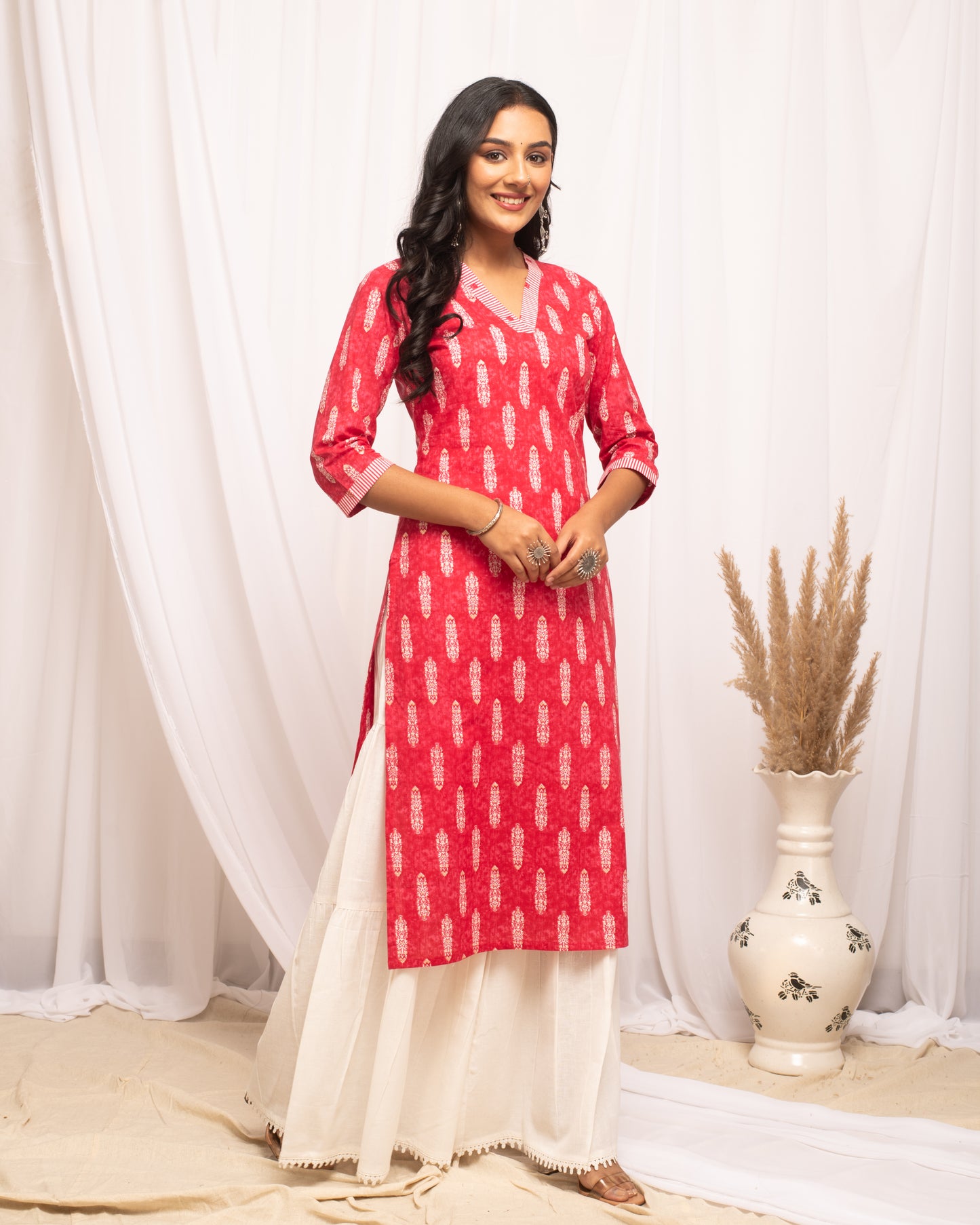 Red Abstract Printed V-Neck Cotton Kurta