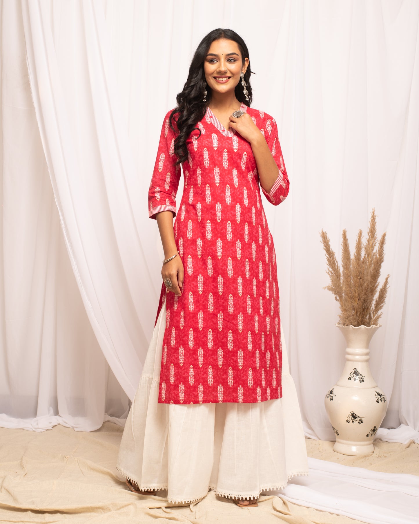 Red Abstract Printed V-Neck Cotton Kurta