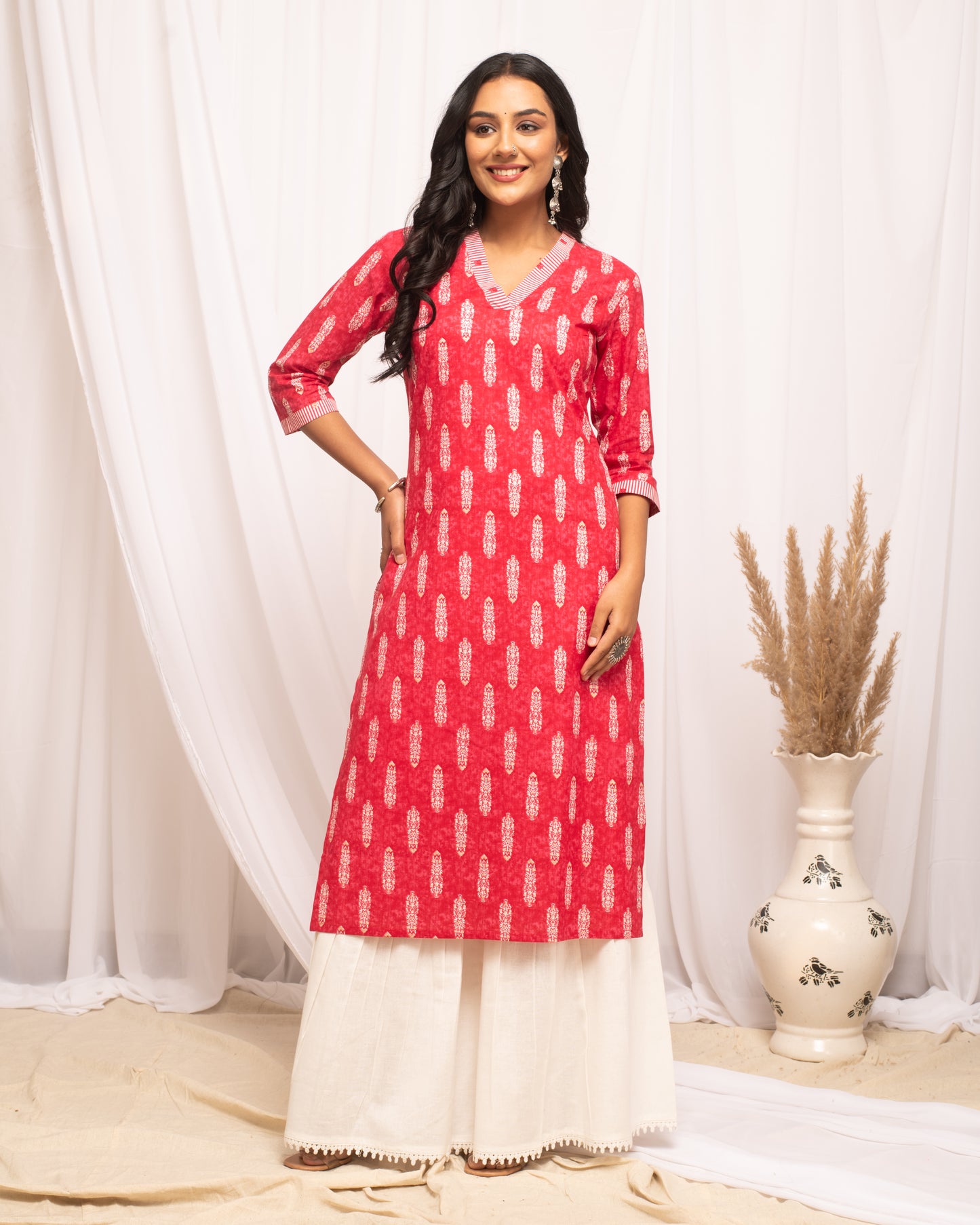 Red Abstract Printed V-Neck Cotton Kurta