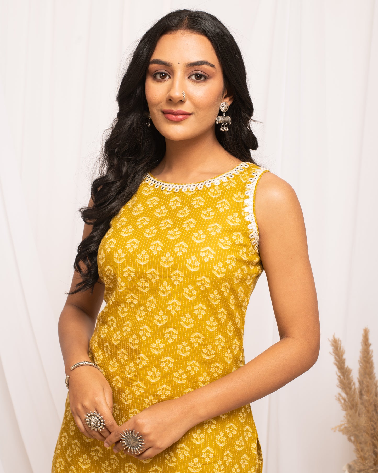 Yellow Floral Print Sleeveless Kurta